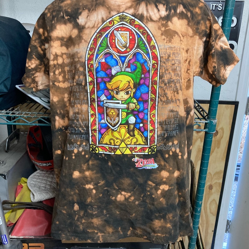 ‘Legend’s fall’ by Payaaso custom